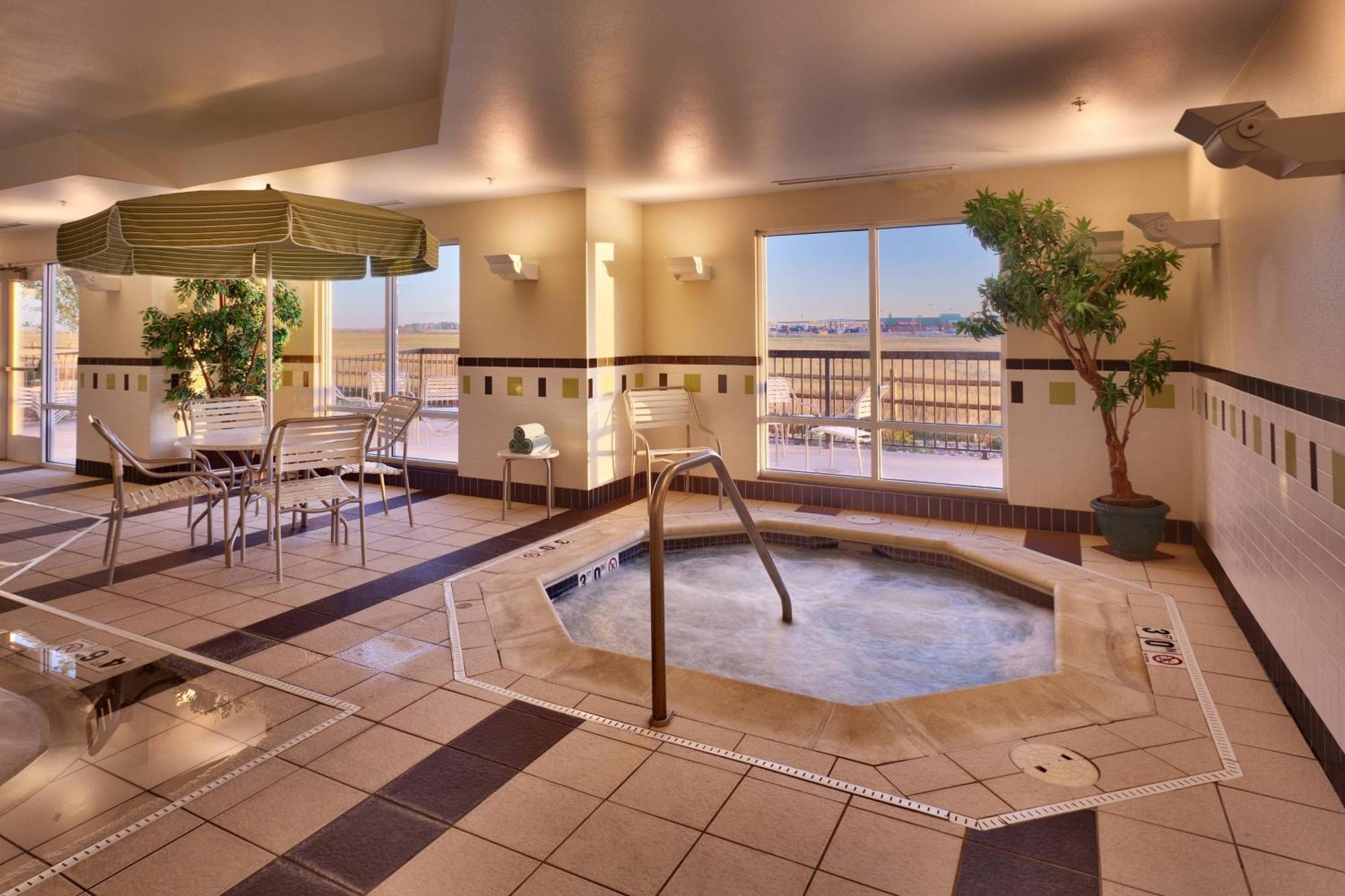 Fairfield Inn And Suites By Marriott Laramie Bagian luar foto